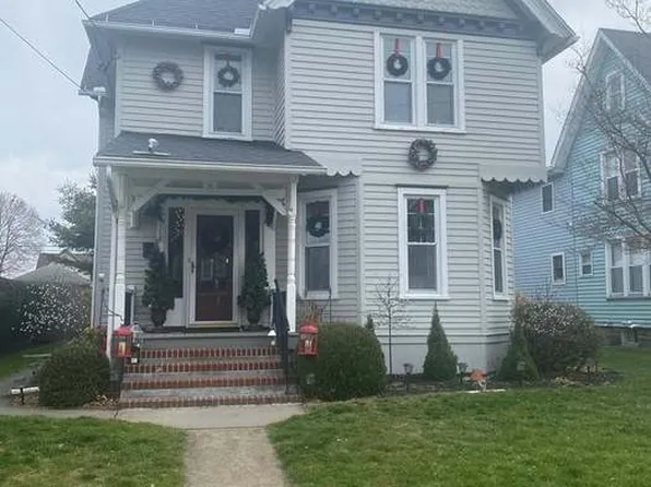 118 N Elmer Ave, Sayre, PA 18840