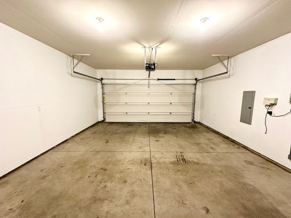 205 W Maci Ct
