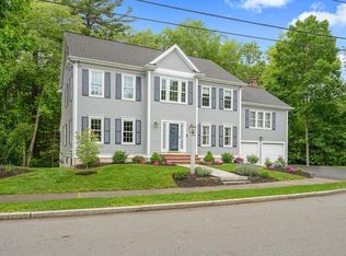 100 Fairchild Dr, Reading, MA 01867