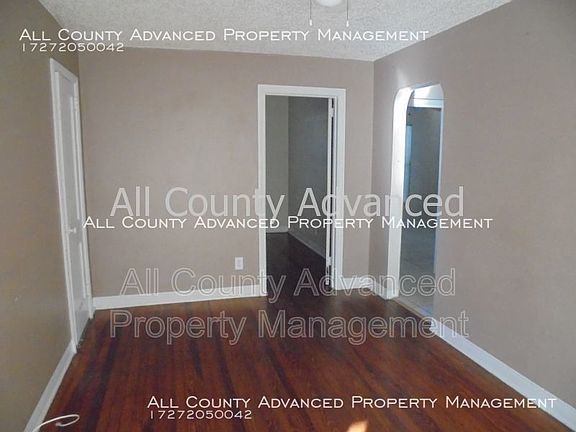2nd image of 2727 49th St S Unit 1-2727-1