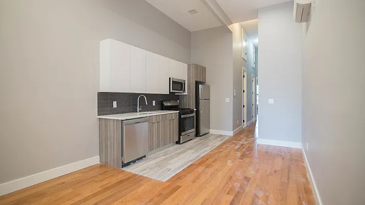 Rented by Nooklyn NYC LLC | media 22