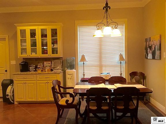 5th image of 205 Barker Dr #3