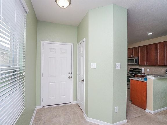 4th image of 14919 Miller Meadows Ln