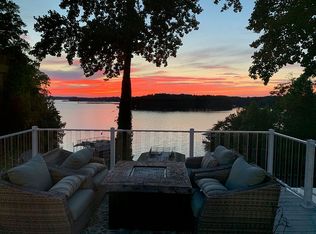 5988 Nachoochee Trl, Flowery Branch, GA 30542