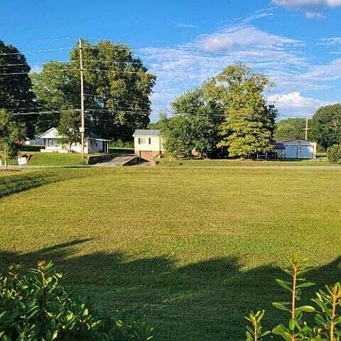 1st image of 1713 Thrasher Pike