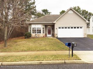 3 Honeysuckle Ct, Brick, NJ 08724