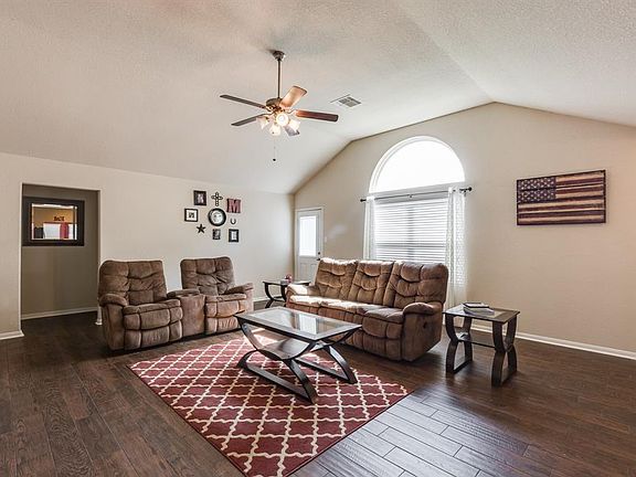 4th image of 5311 Espuela Ln