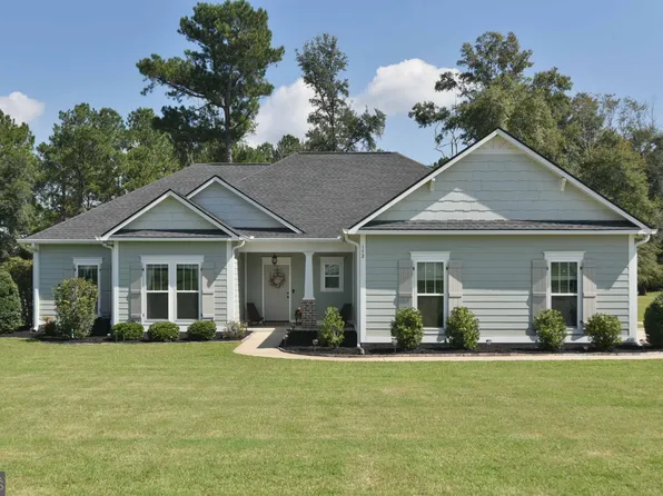 142 Hollister Dr, Albany, GA 31721