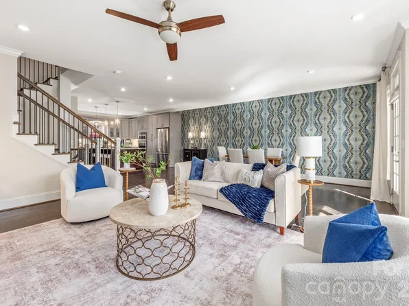 541 Griffith Village Ln, Davidson, NC 28036