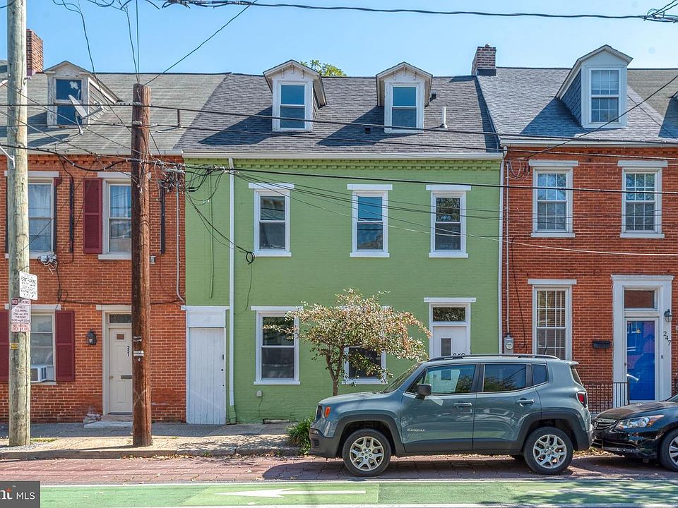 1st image of 249 N Mulberry St