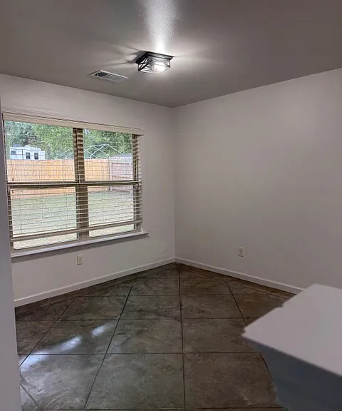 5909 Flight Ct — Photo 14