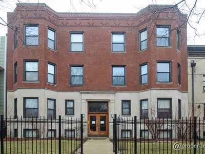 1457 W Cuyler Ave #3W, Chicago, IL, 60613