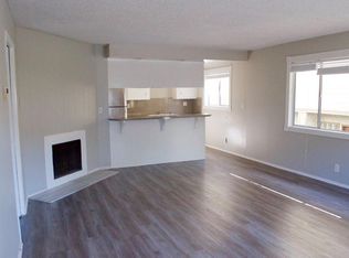 640 Manhattan Beach Blvd APT 1, Manhattan Beach, CA 90266