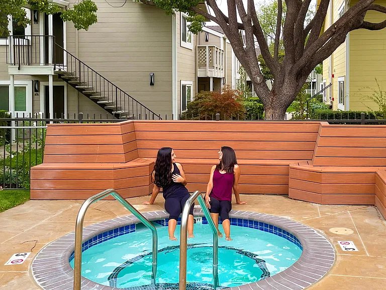 Cypress Pointe Apartments — Photo 10
