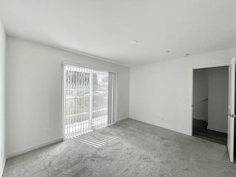 9305 E Heaney Cir — Photo 29