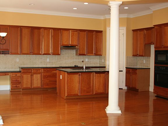 4th image of 6 Waterline Dr