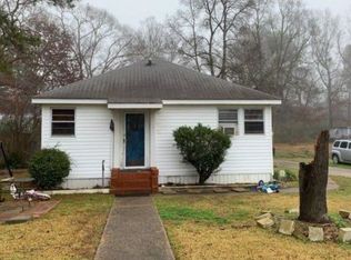 226 3rd St, Springhill, LA 71075