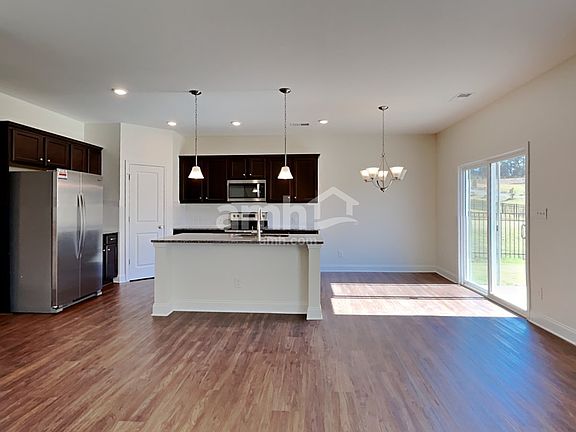 5th image of 117 Twin River Dr