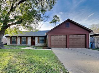 10607 Den Oak Dr, Houston, TX 77065