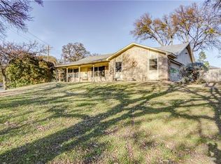 102 Russell Dr, Highland Village, TX 75077