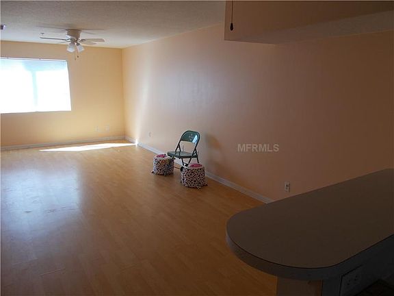 2nd image of 701 Brigadoon Dr