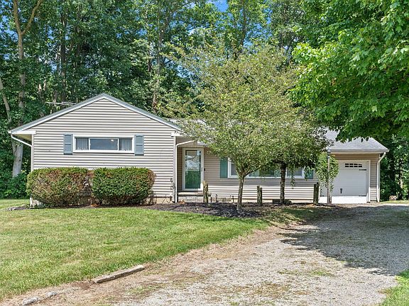 2nd image of 7186 Prospect Dublin Rd