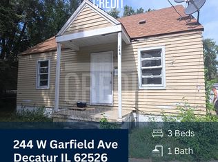 244 W Garfield Ave, Decatur, IL 62526