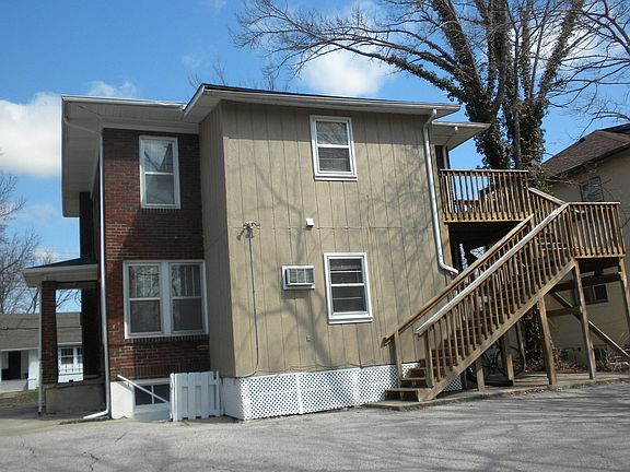 2nd image of 1510 Rosemary Ln #201