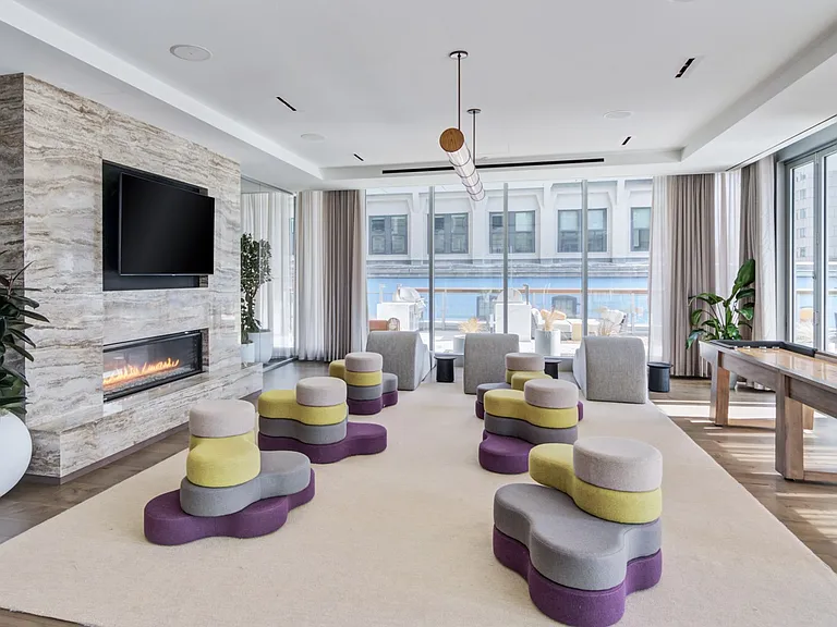 One65 Main — Photo 11