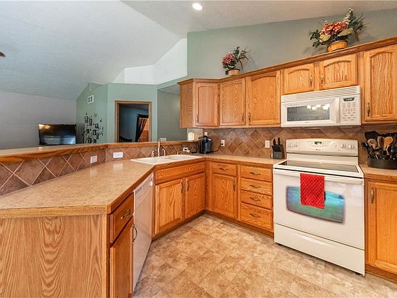 2nd image of 304 E Lake Ave