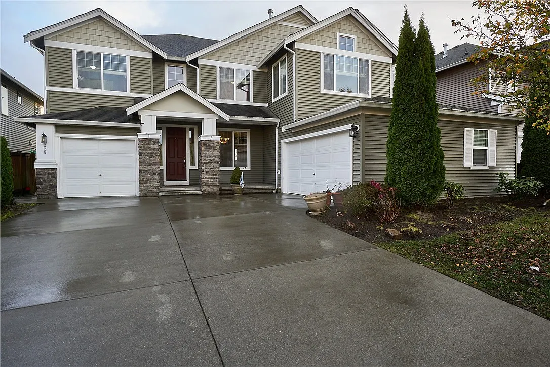 1228 68th St SE photo 1