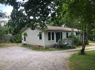 905 Montreat Rd #B, Black Mountain, NC 28711