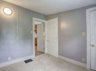 302 Buena Vista Dr, Champaign, IL