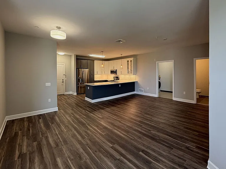 Residences at The Promenade — Photo 121