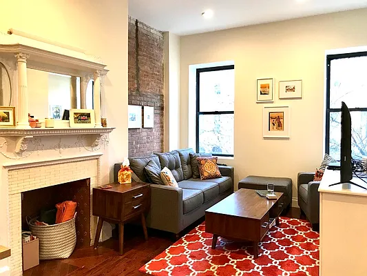 Rented by Bold New York | media 2