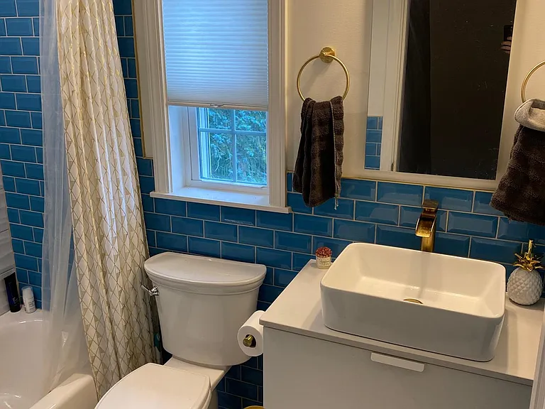 114 Newburn Dr — Photo 8