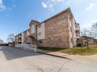 1061 Vansickle Rd N #202B, Saint Catharines, ON L2S2X4
