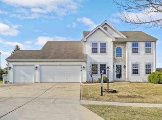 9319 W Ryan Ct, Milwaukee, WI 53224