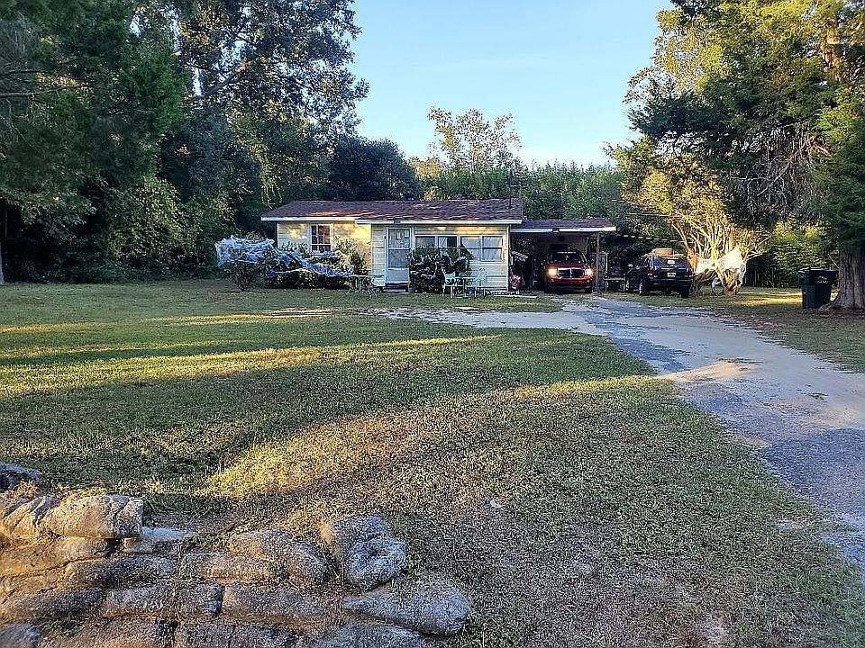 2b/1ba/sunroom/carport 