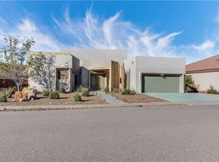 6027 Laguna Vista Dr, El Paso, TX 79932