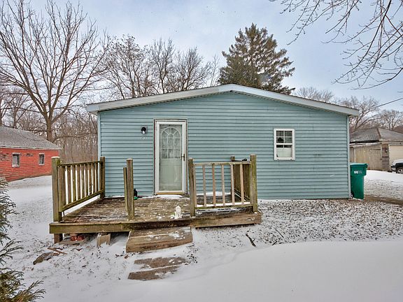 2nd image of 211 McClung Rd