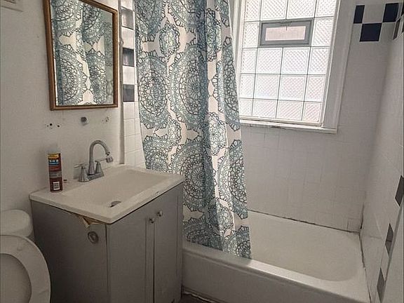 5th image of 7601-7609 S Drexel Ave #7609-1