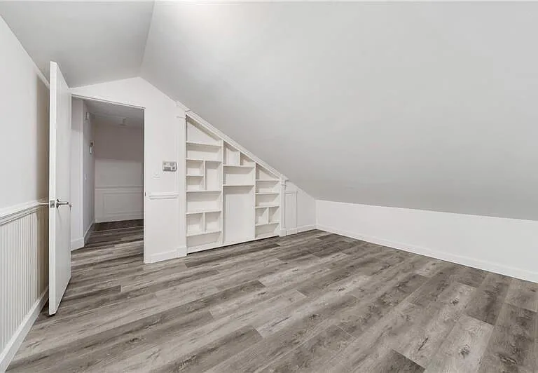10300 Hidden Springs Ct — Photo 12