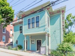 100 Seaverns Ave #4, Jamaica Plain, MA 02130