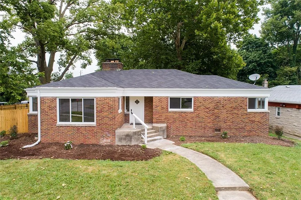 3704 Watson Rd photo 1