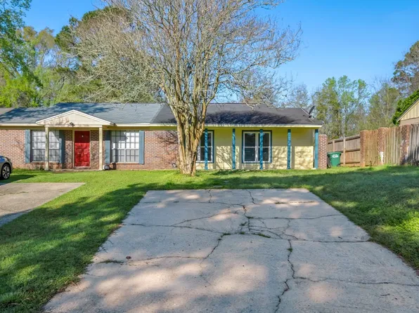 2582 Chateau Ln, Tallahassee, FL 32311