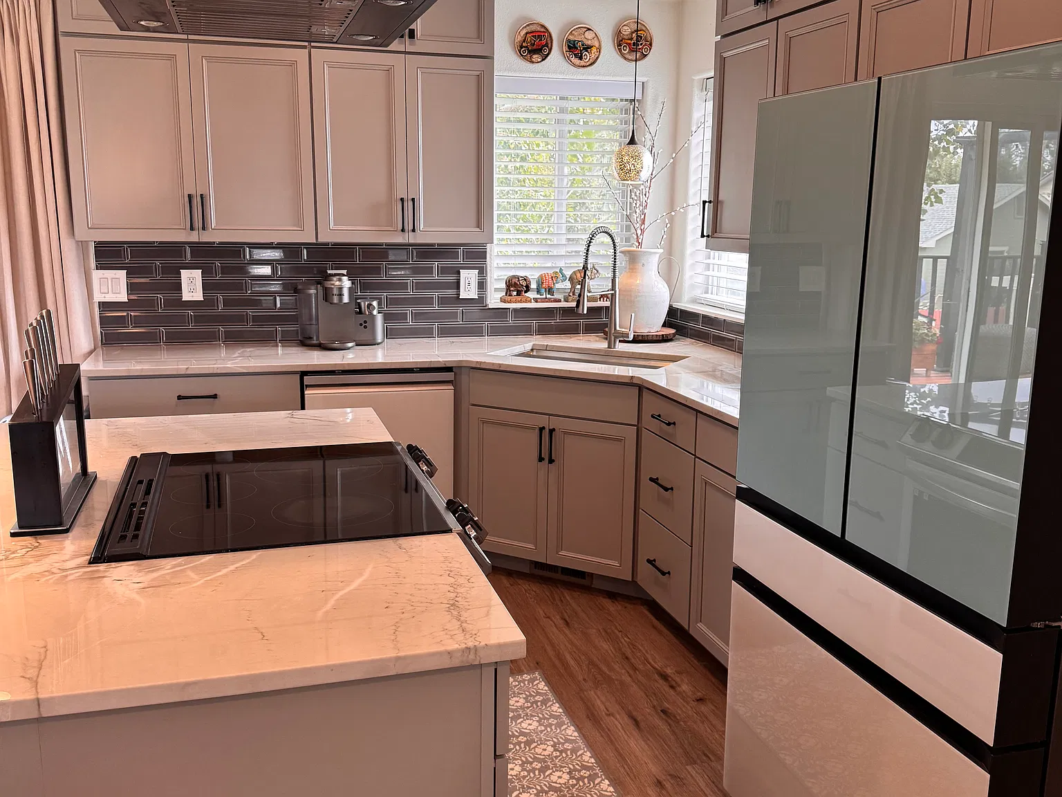 4 bed, 1780 sqft, $4,200 — Photo 3