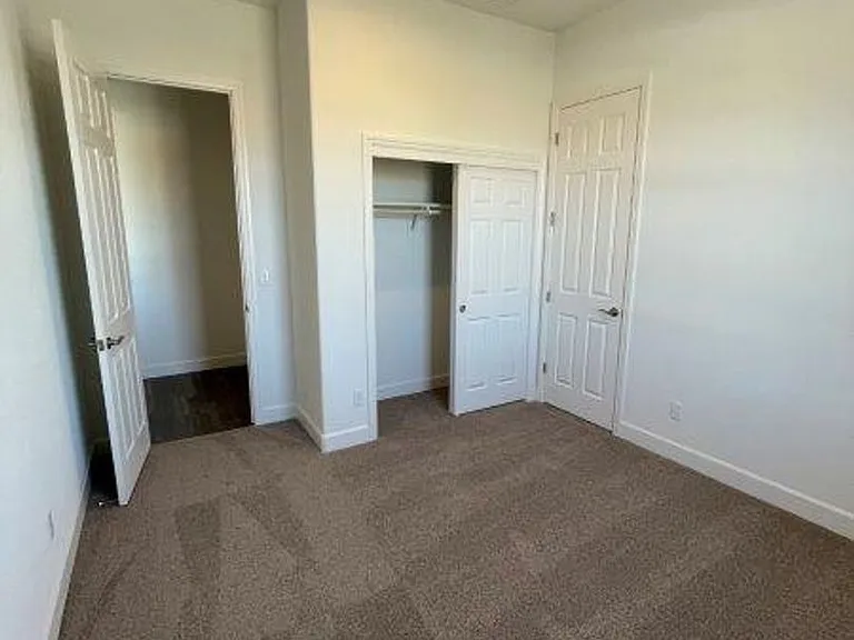 10463 Arnado St — Photo 26