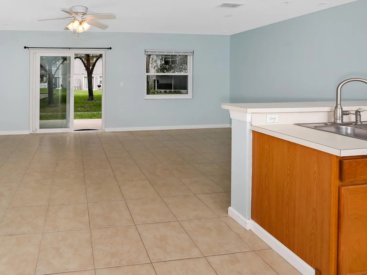 451 Tradition Ln — Photo 3