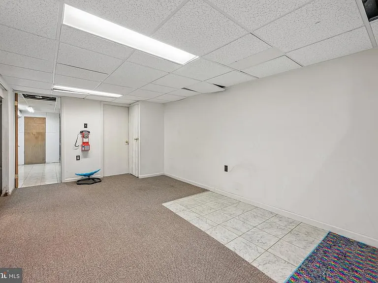 410 Narragansett Dr — Photo 19